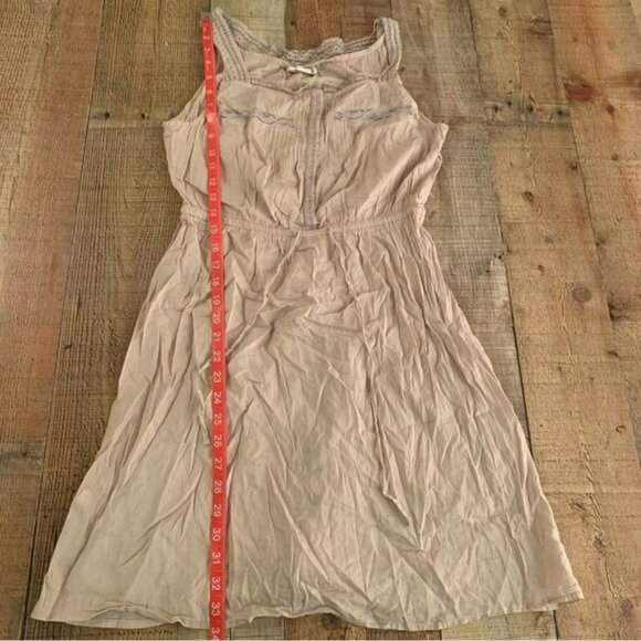 Converse One Star womens size small cream midi dress top with lace accents - Picture 3 of 6